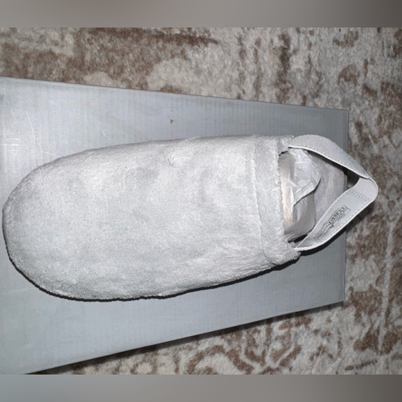 Vionic Gray Fuzzy Slippers - Picture 3 of 10